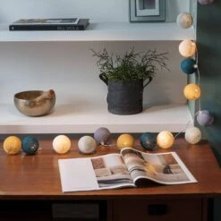 Coffret Guirlande Premium Elvis -Magasin De Périphériques Pour Enfants coffret premium elvis la case de cousin paul OC