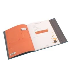 Moulin Roty Livre De Naissance Les Moustaches -Magasin De Périphériques Pour Enfants livre de naissance les moustaches 80 pages moulin roty OD