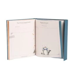 Moulin Roty Livre De Naissance Les Moustaches -Magasin De Périphériques Pour Enfants livre de naissance les moustaches 80 pages moulin roty OE