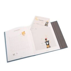 Moulin Roty Livre De Naissance Les Moustaches -Magasin De Périphériques Pour Enfants livre de naissance les moustaches 80 pages moulin roty OF