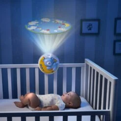 CHICCO Mobile Musical Projecteur Next2Moon First Dreams Bleu -Magasin De Périphériques Pour Enfants mobile next2moon bleu first dreams chicco jouets OG