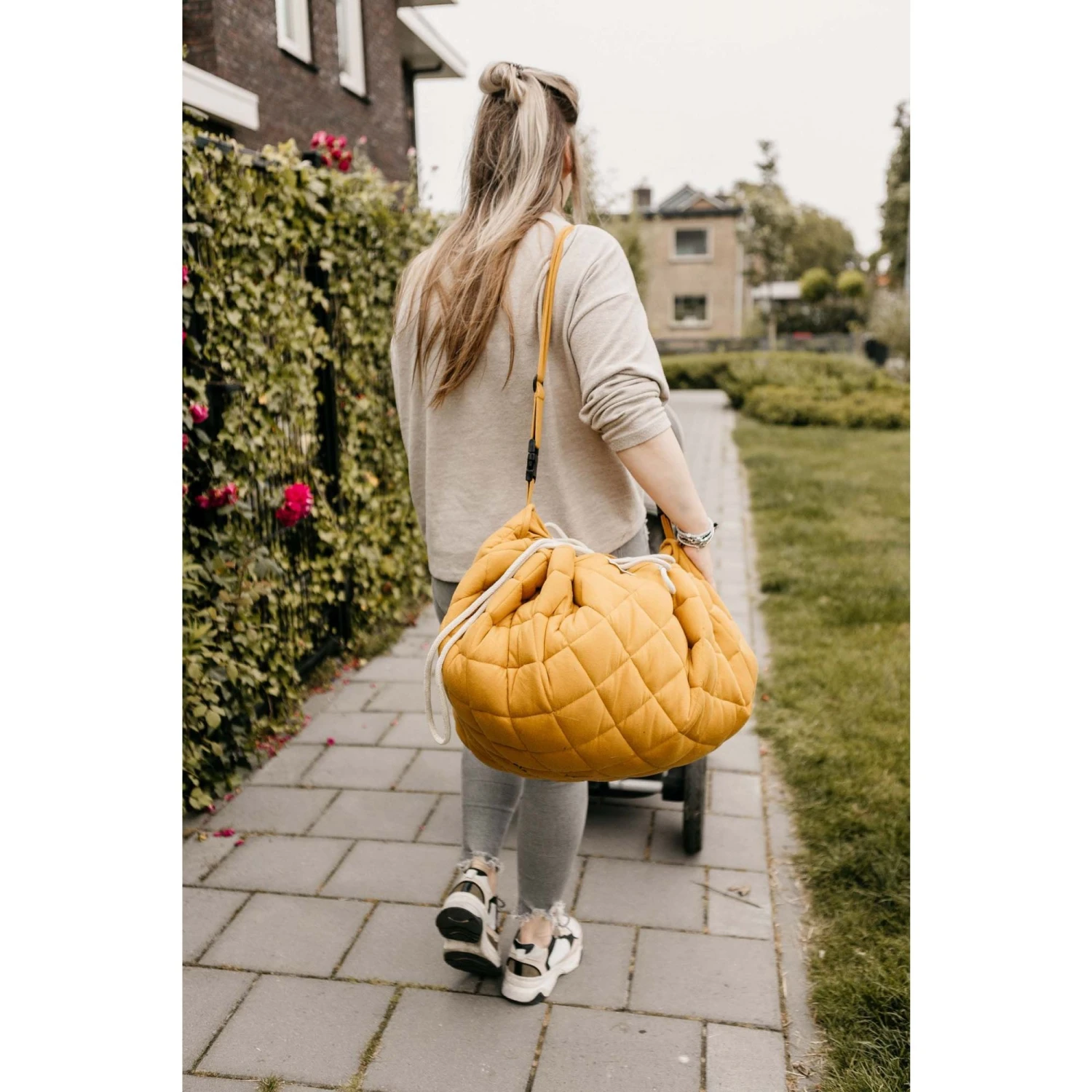 Play&Go Sac à Jouets / Tapis D'éveil 2 En 1 En Coton Bio Mustard Chai Tea 9 Play&Go Sac à Jouets / Tapis D'éveil 2 En 1 En Coton Bio Mustard Chai Tea – Image 7