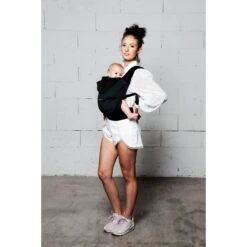 Porte Bébé Hoodiecarrier Black Forest -Magasin De Périphériques Pour Enfants porte bebe hoodiecarrier black forest love radius OE