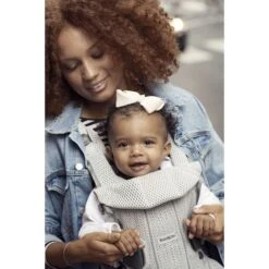 BabyBjörn Porte Bébé One Air Mesh 3D Argent 11 BabyBjörn Porte Bébé One Air Mesh 3D Argent -Magasin De Périphériques Pour Enfants porte bebe one air mesh 3d argent babybjorn OD