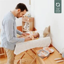 BabyMoov Trousse De Soins Bébé Pêche -Magasin De Périphériques Pour Enfants trousse de soin bleu navy babymoov OE