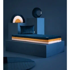 Matelas De Sol 60x120 Cm Zanzibar Velvet Night Blue -Magasin De Périphériques Pour Enfants zanzibar velvet mattress 120x60x4 night blue nobodinoz OC